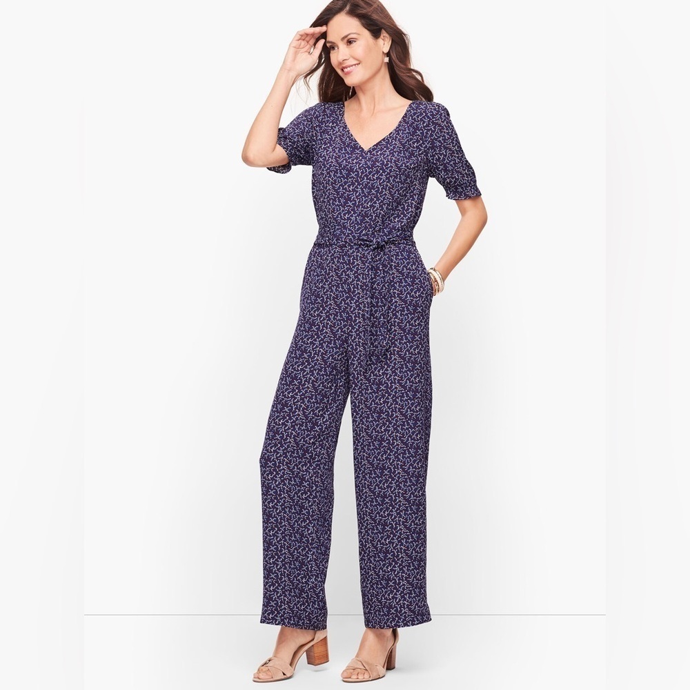 3/$30 ☀️ Talbots Floral Print Blue Jumpsuit Short Sleeve